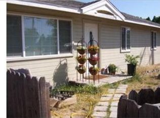 5560 Grand Ave, Riverside, CA 92504