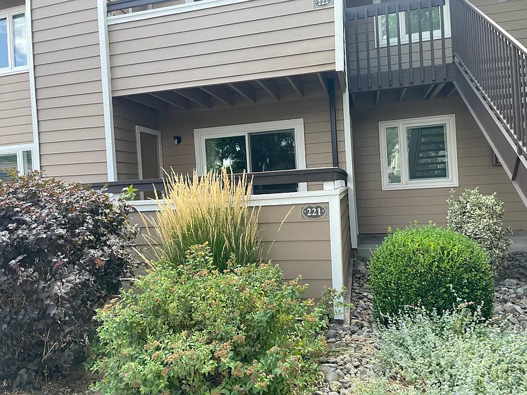 555 E Patriot Blvd #221 — Photo 2