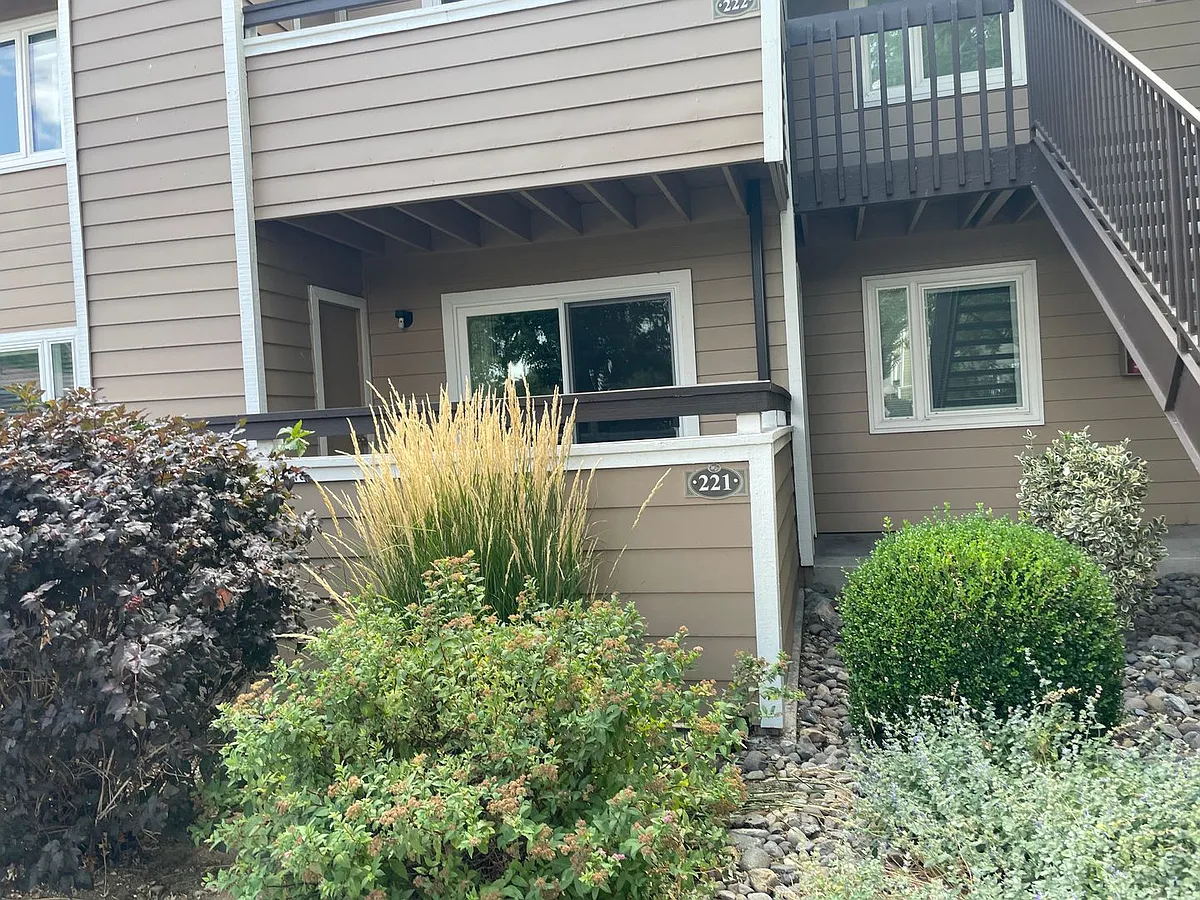 Building Photo - 555 E Patriot Blvd #221