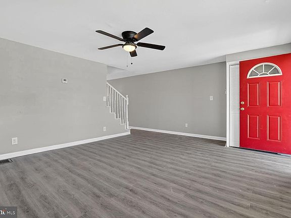 2nd image of 5507 Whitby Rd