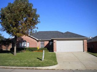 3105 Dove Valley Ln, Mansfield, TX 76063