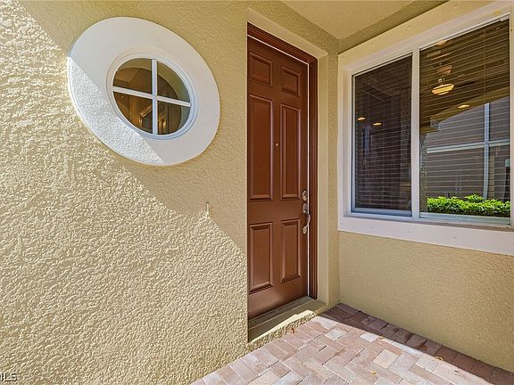 3rd image of 3343 Dandolo Cir