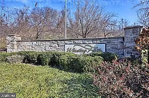 1714 Shady Ln — Photo 24