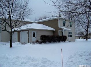 320 Lenora Ln #PVT, Webster, NY 14580