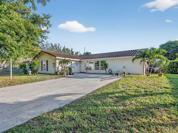 1813 17th Avenue N, Lake Worth Beach, FL 33460