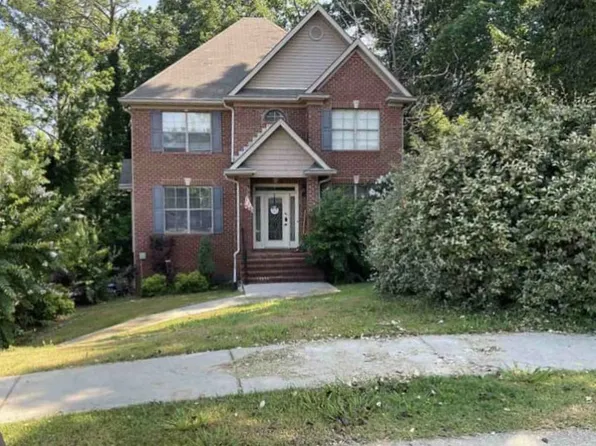 170 Chinaberry Ln, Maylene, AL 35114