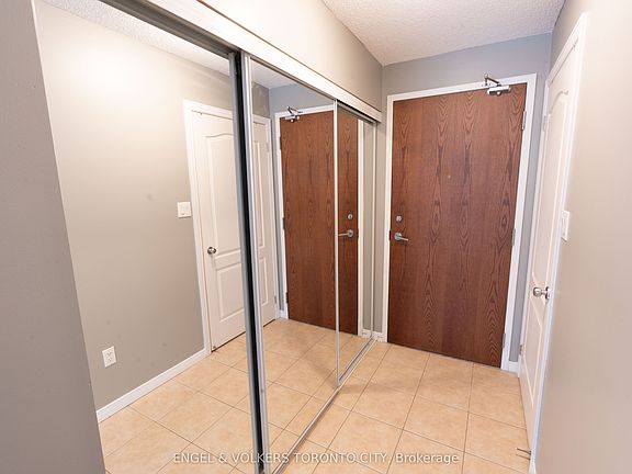 3rd image of 2772 Keele St #711