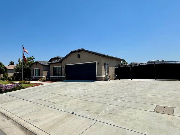3rd image of 3206 Aviary Way