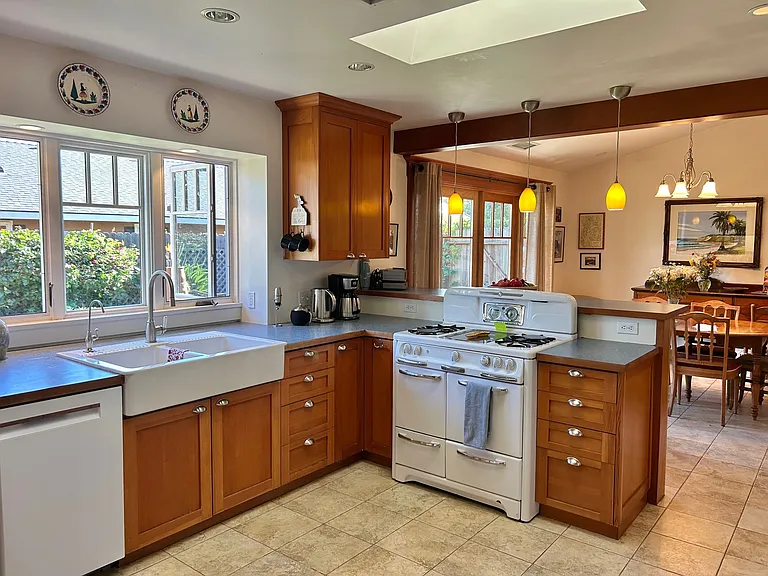 4511 Auhay Dr — Photo 9
