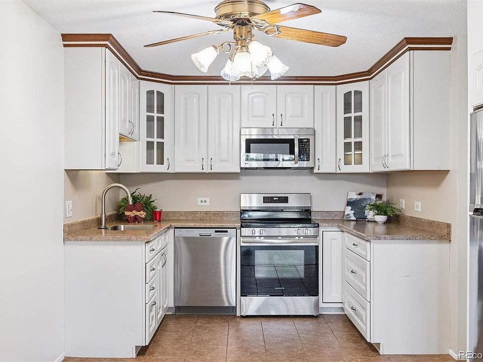 1st image of 350 S Clinton Street #8B
