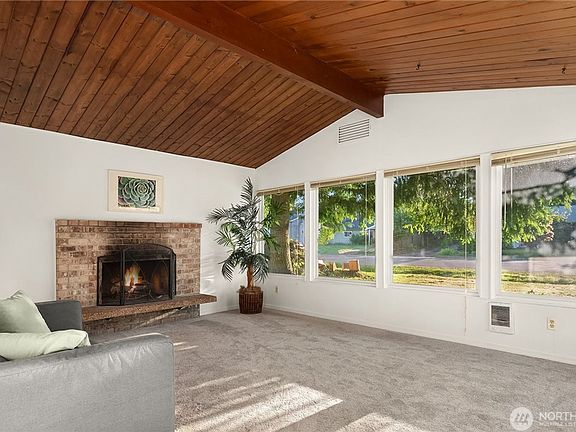 2nd image of 20817 3rd Ave W