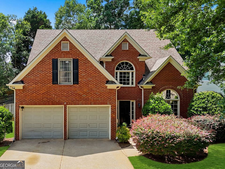 1st image of 104 Chickory Ln