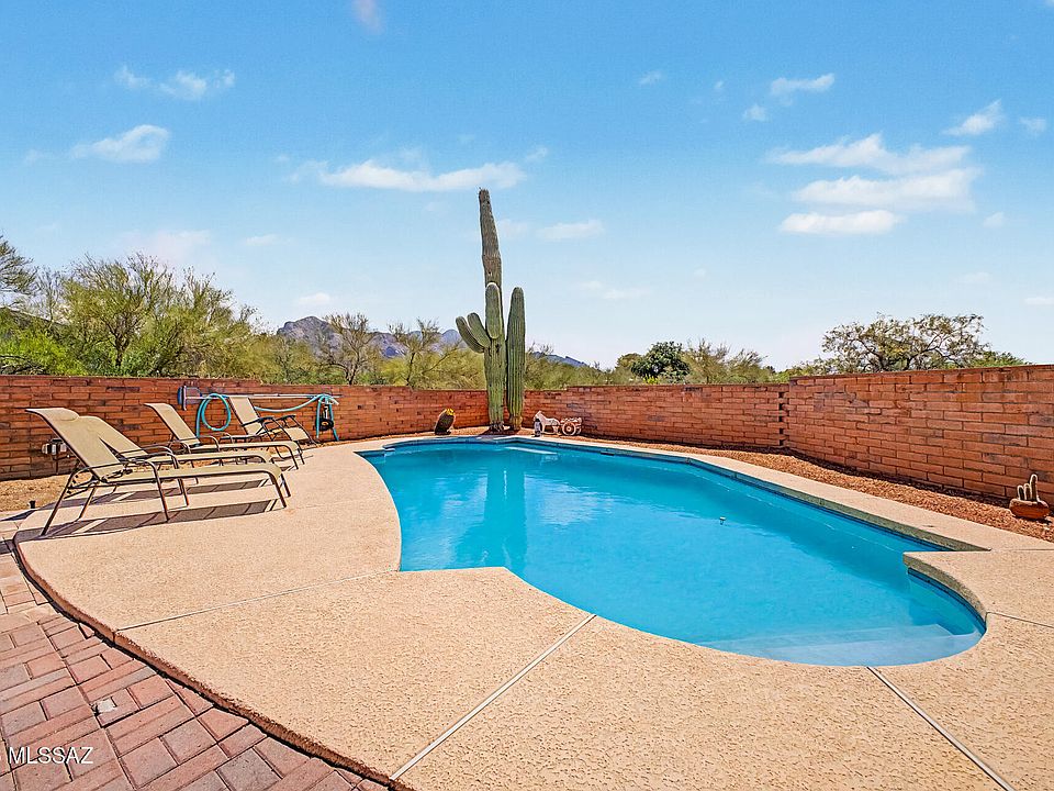 1st image of 1341 W Chapala Ct