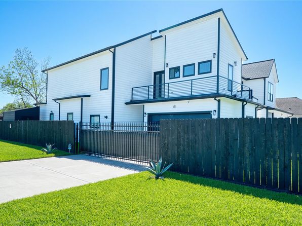 2420 Sumpter St, Houston, TX 77026