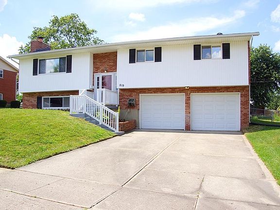 4th image of 819 Moon Ct