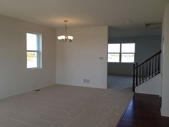 4th image of 2105 Bonnieglen Dr