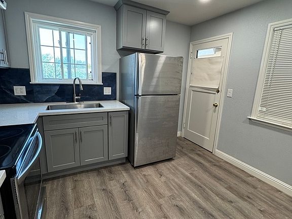 4th image of 1229 Parkington Ave APT 3