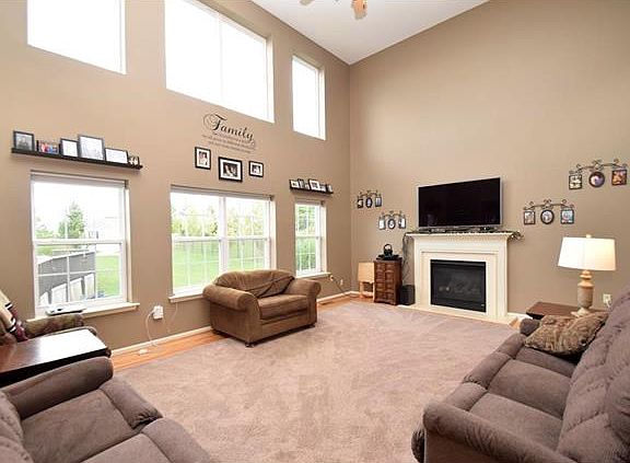 5th image of 250 McNair Cir