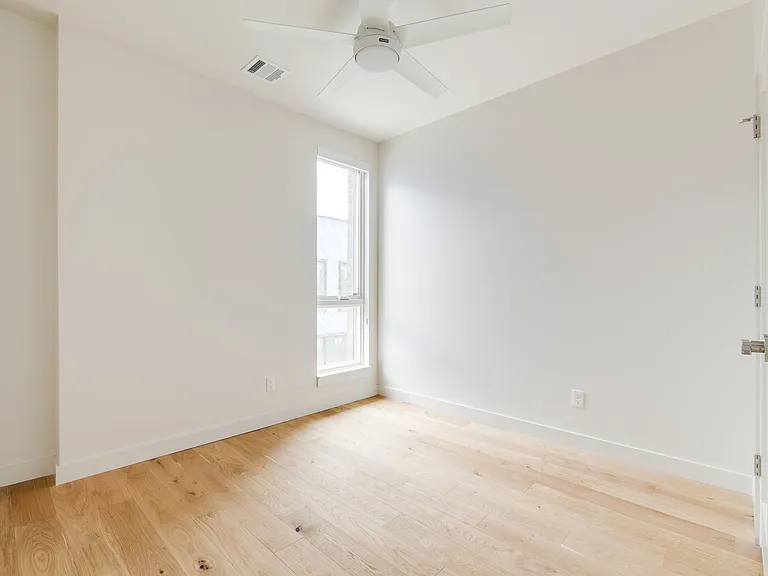 Bedroom #1