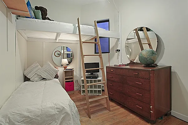 Sold by Corcoran | media 24