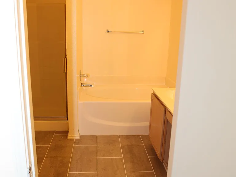 7305 Maplewood Dr — Photo 29