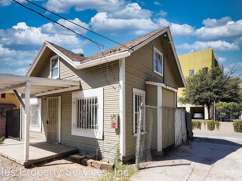 1st image of 759.5 N Raymond Ave