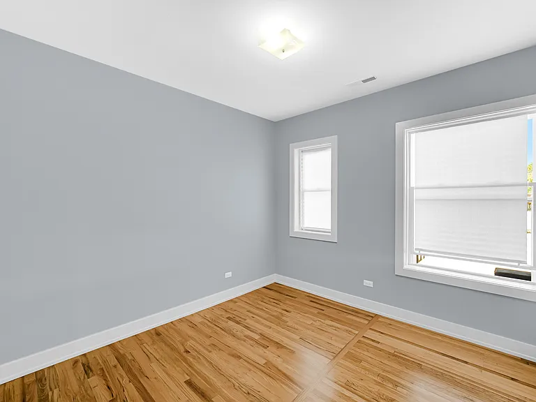 6022 S Eberhart Ave #2N — Photo 16