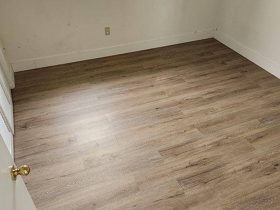 3rd image of 15 Phoenetia Ave