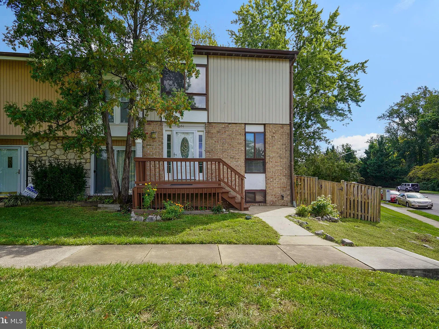 3 bed, 3.5 bath, 1470 sqft, $3,000 — Photo 1
