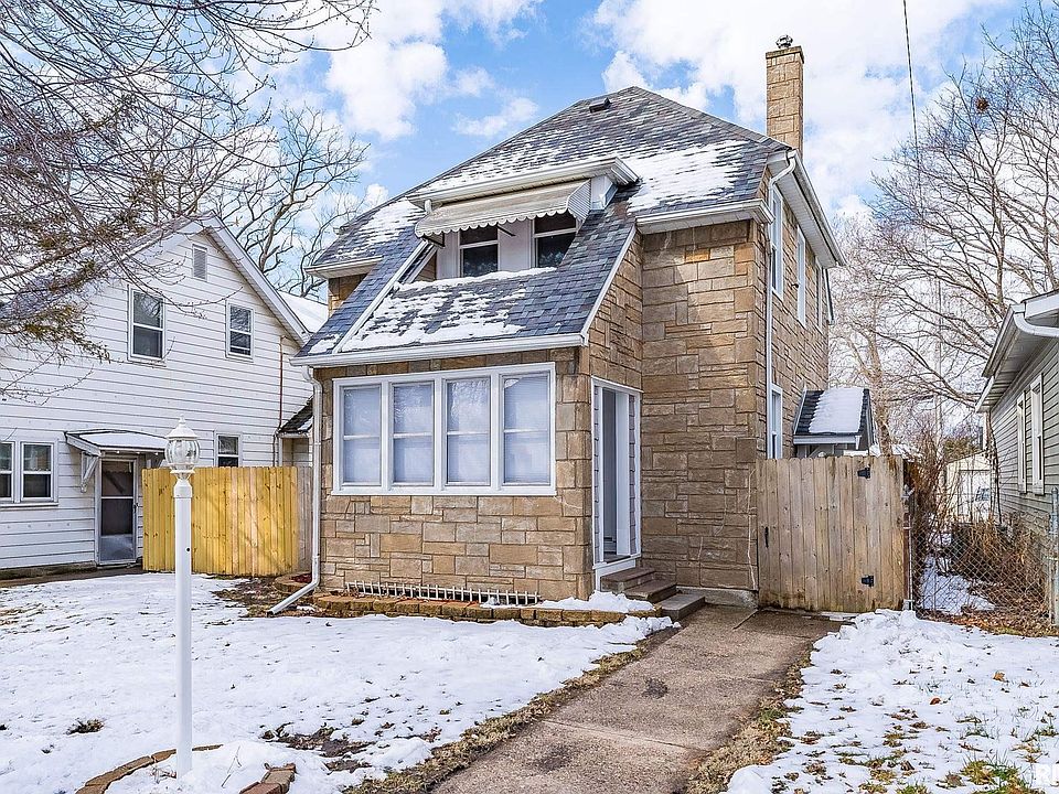 1st image of 114 S Thornwood Ave
