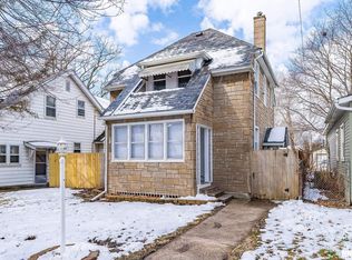 114 S Thornwood Ave, Davenport, IA 52802