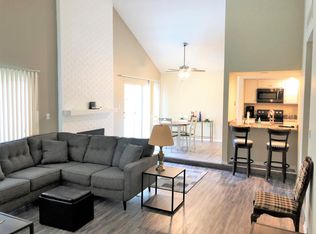 30 Colony West Dr #30, Champaign, IL