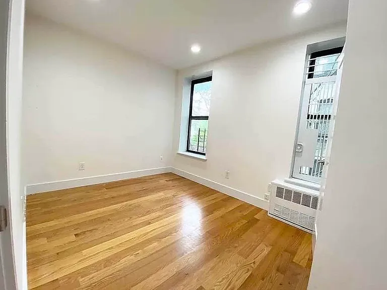 273 W 150th St #3C — Photo 9