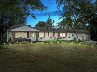 17572 Parker Dr, South Bend, IN 46635