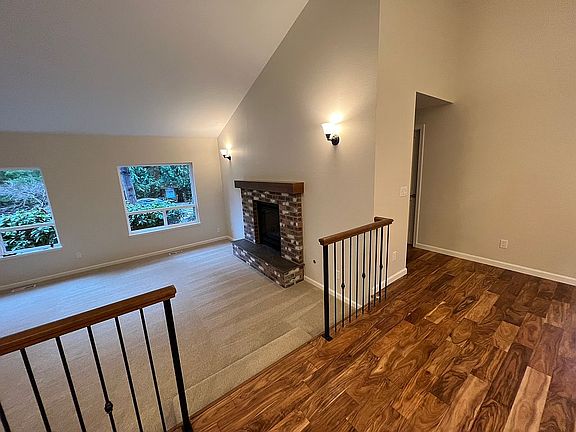 4th image of 1825 168th Ave SE