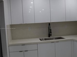 1212 N 22nd Ave #2, Hollywood, FL 33020