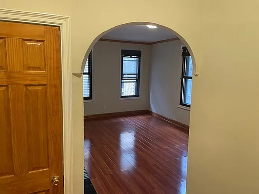 Sold by Crest Haven Realty | media 6