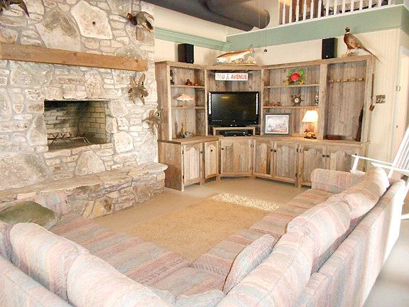 3rd image of 131 Canvasback Ln
