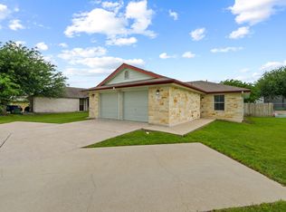 243-245 Marvin Cv, Hutto, TX 78634