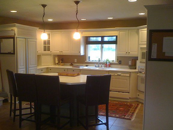 Kitchen with island