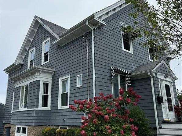 25 Highland Rd, Tiverton, RI 02878