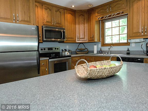 5th image of 105 Chesley Ct