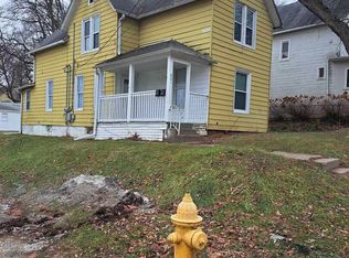 801 41st St, Rock Island, IL 61201