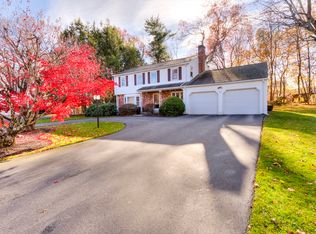 7 Dubiel Dr, Worcester, MA 01609