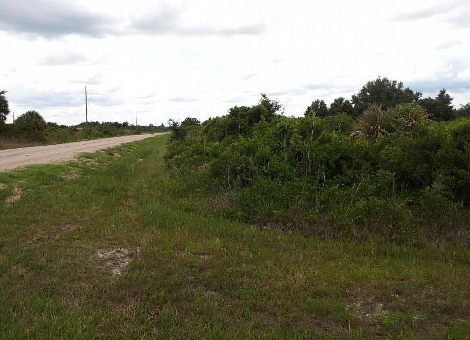 2nd image of 20808 NW 276th St