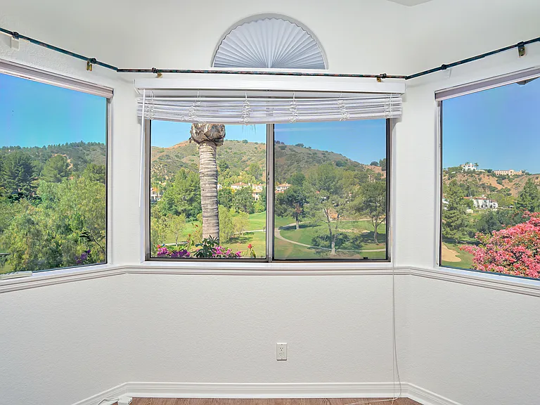 3679 Calle Joaquin — Photo 16