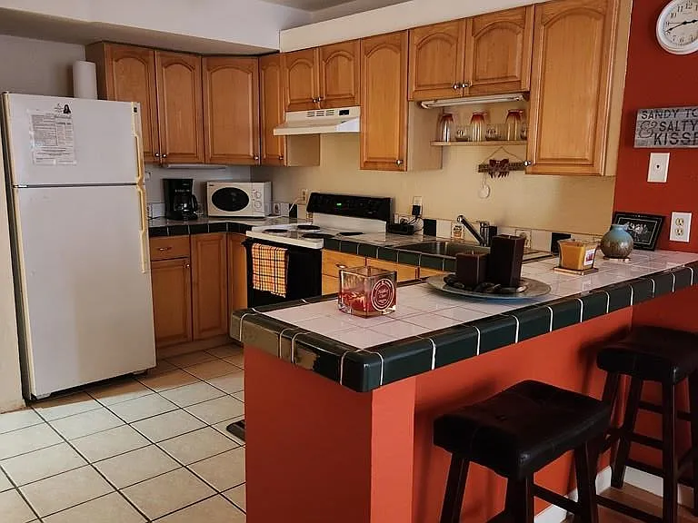 120 Padre Blvd #404 — Photo 5