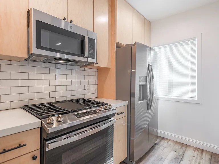 923 1/2 N Stanley Ave #923-1/2 — Photo 16