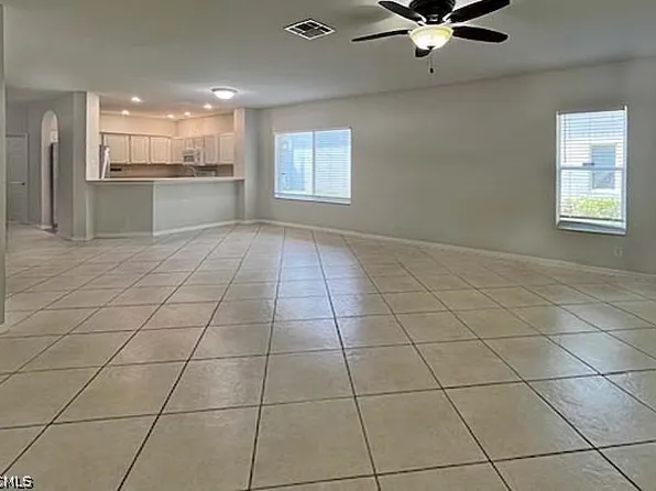 8155 Pacific Beach Dr, Fort Myers, FL 33966