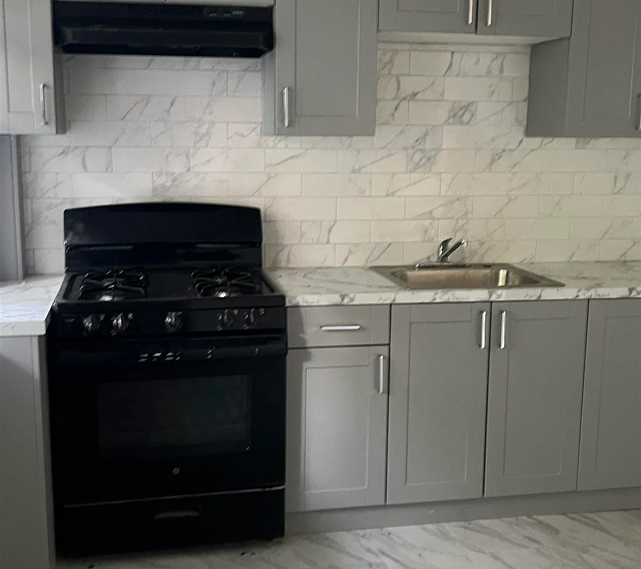 5 bed, 1.0 bath, $2,900 — Photo 3